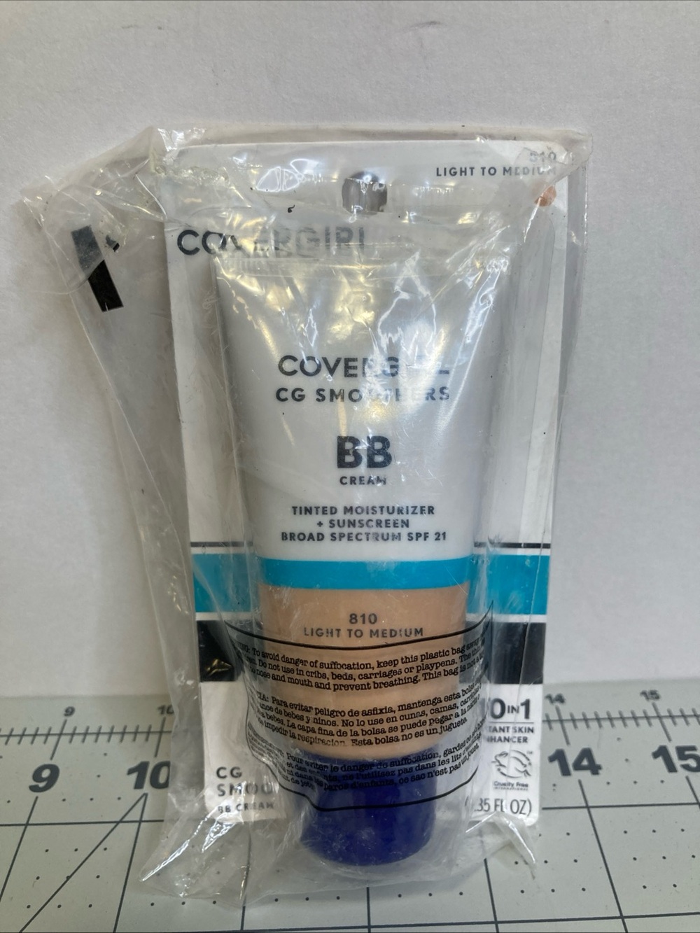 COVERGIRL COVER GIRL CG Smoothers BB Cream - 810 Light To Medium New